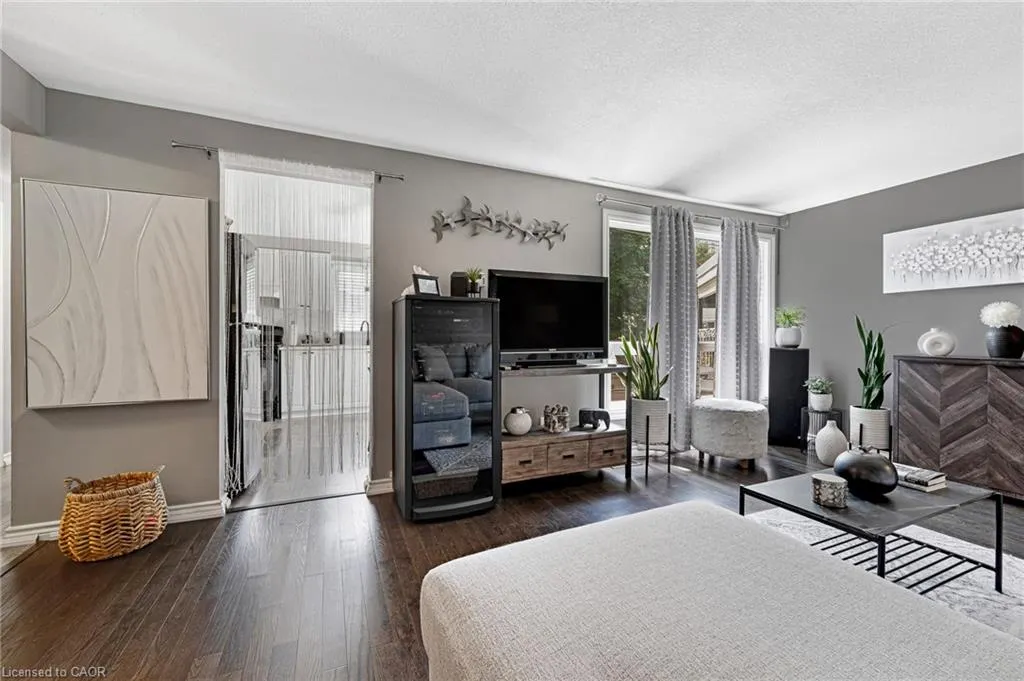 415 Morgan Avenue, #15