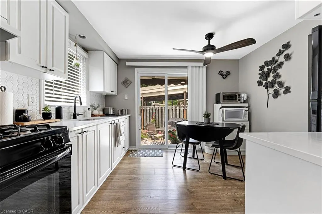 415 Morgan Avenue, #15