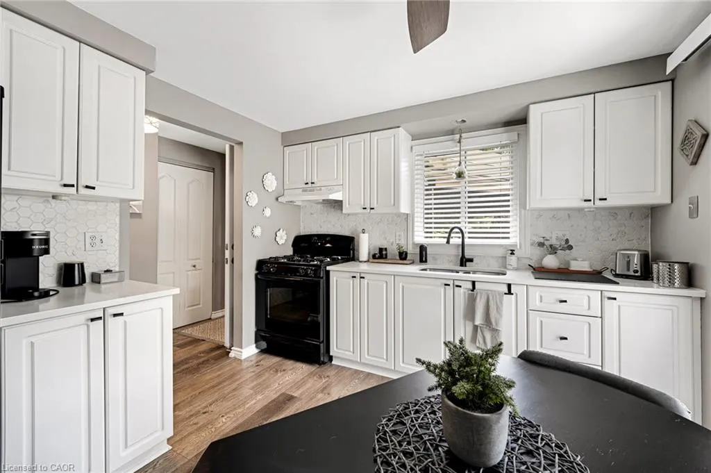 415 Morgan Avenue, #15