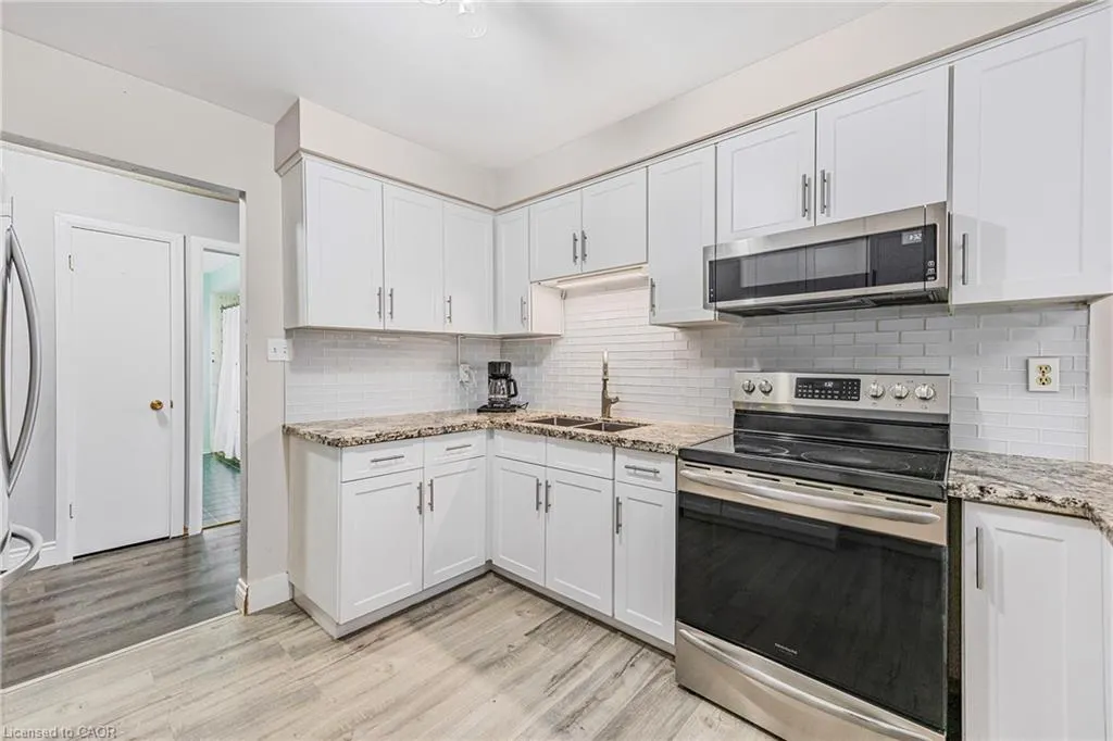 1196 Dowland Crescent