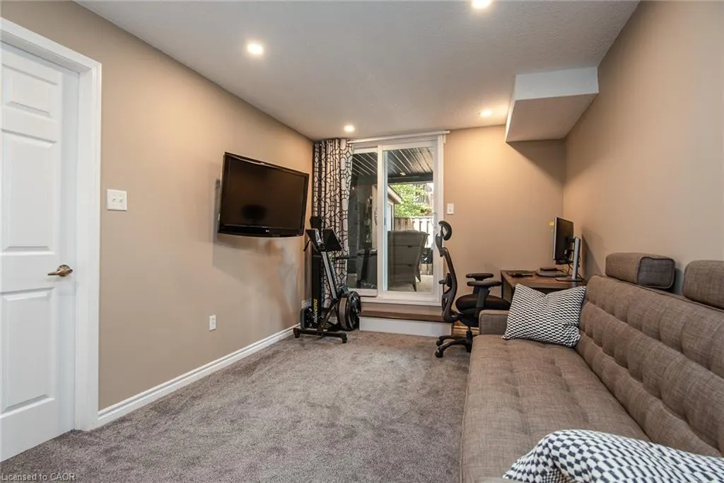 110 Highland Road E, #86