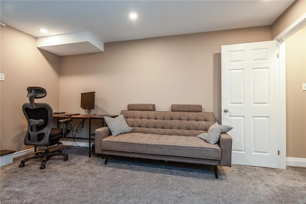 110 Highland Road E, #86