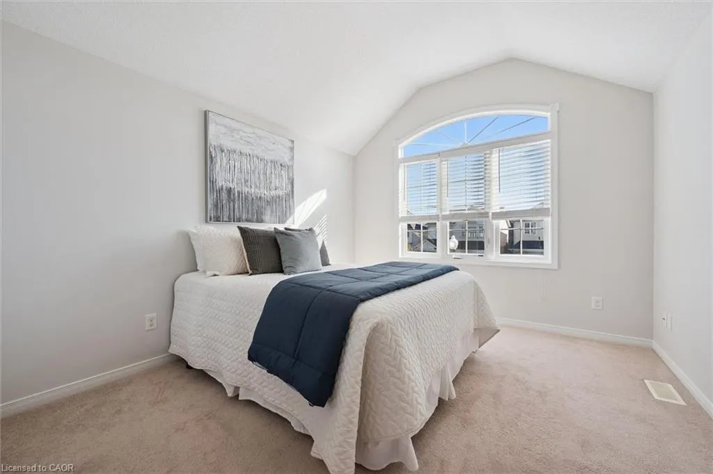 416 Beaumont Crescent