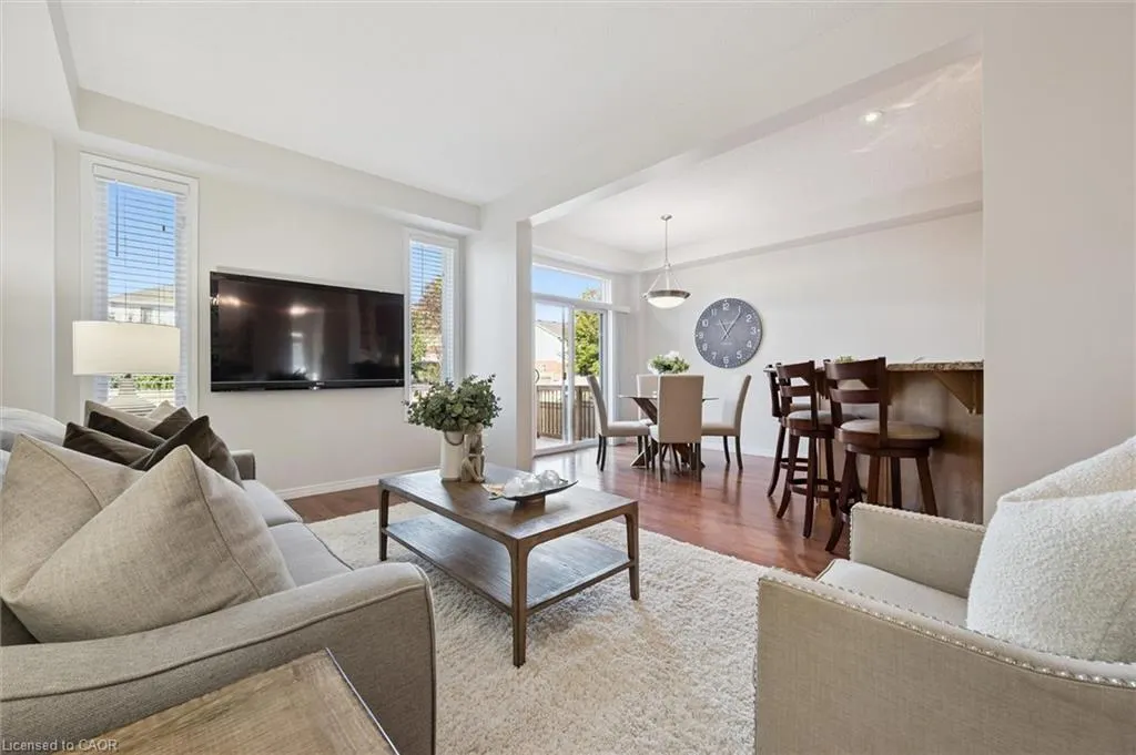 416 Beaumont Crescent