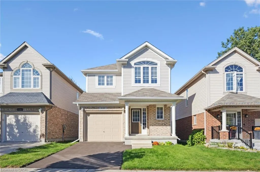 416 Beaumont Crescent