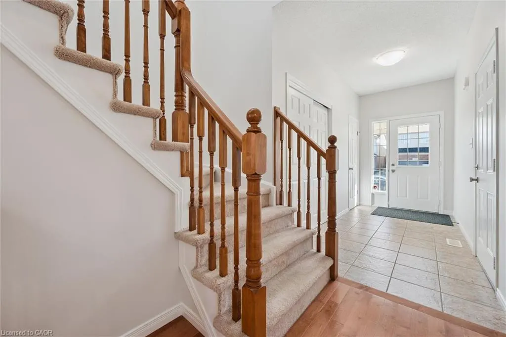 416 Beaumont Crescent