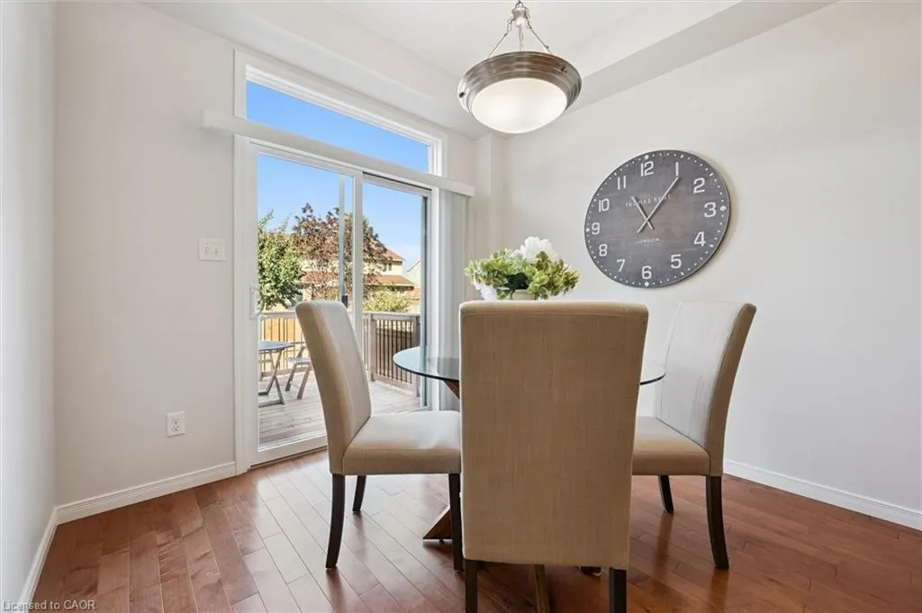 416 Beaumont Crescent