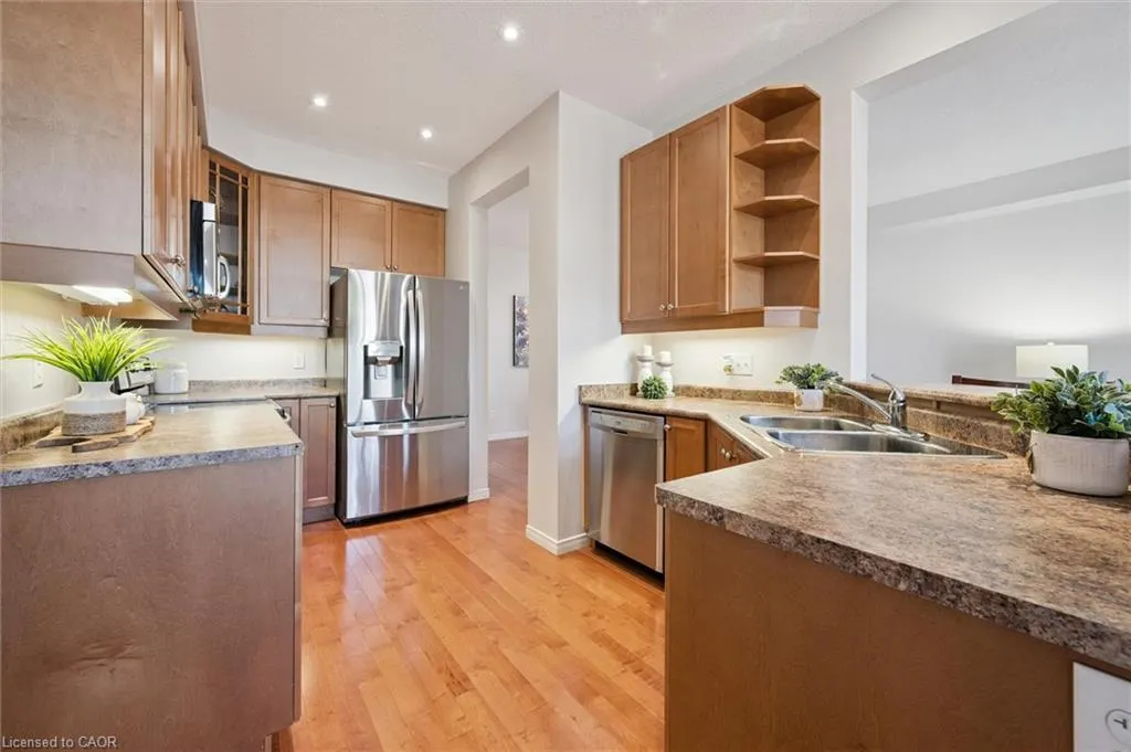 416 Beaumont Crescent