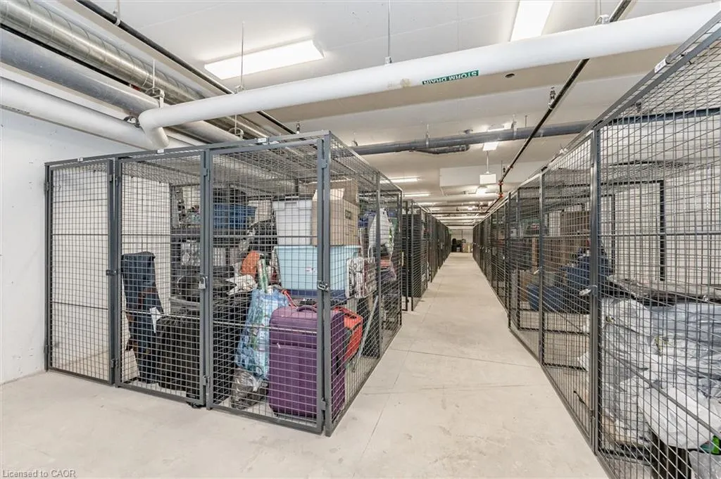 251 Northfield Drive E, #609