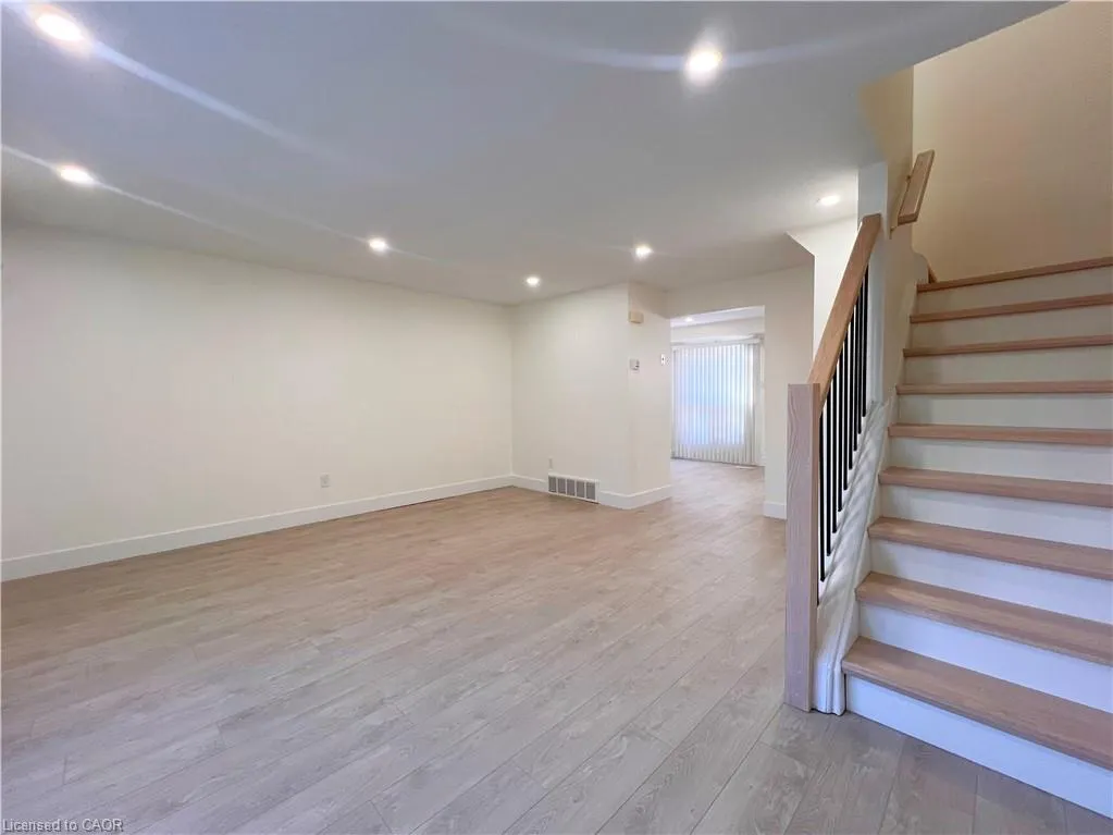 223 Pioneer Drive, #K75