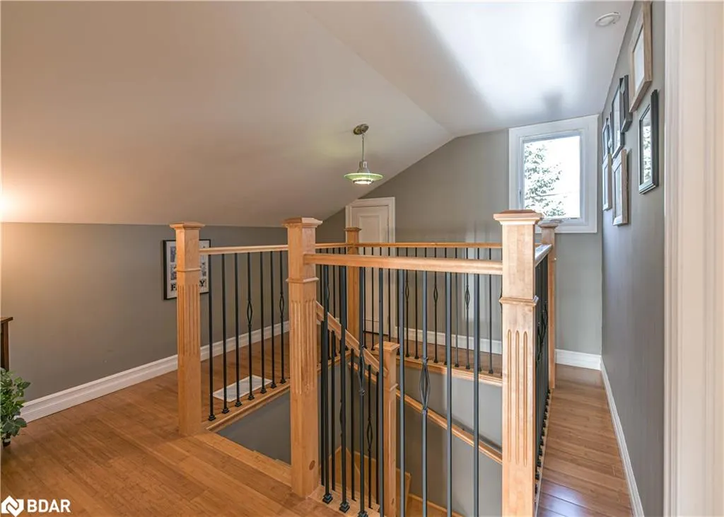 8222 County Rd 169 Road