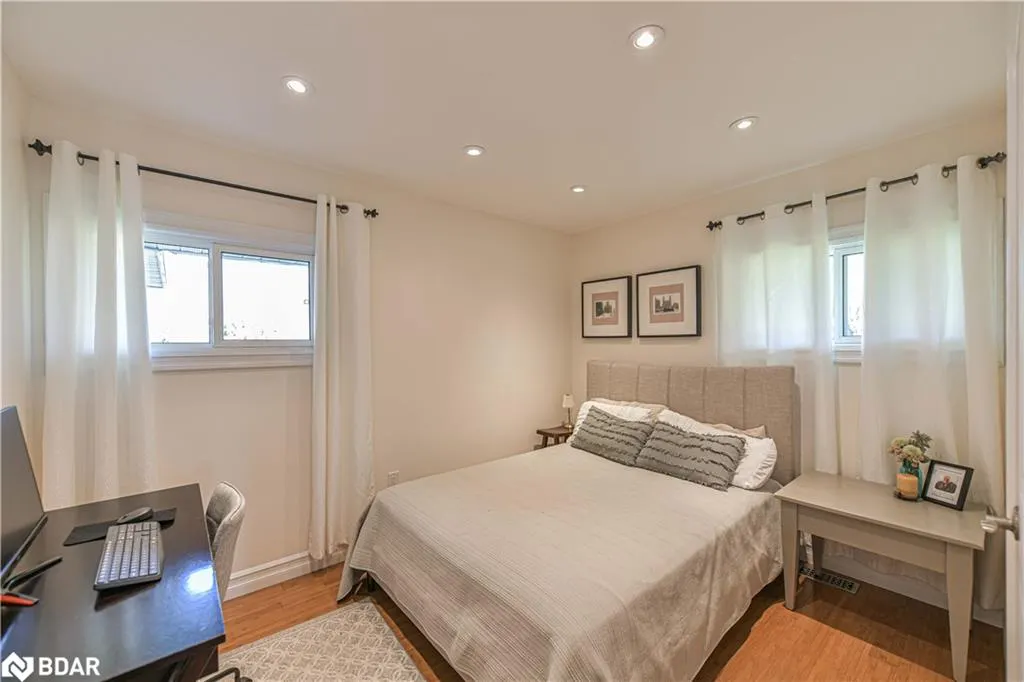 8222 County Rd 169 Road