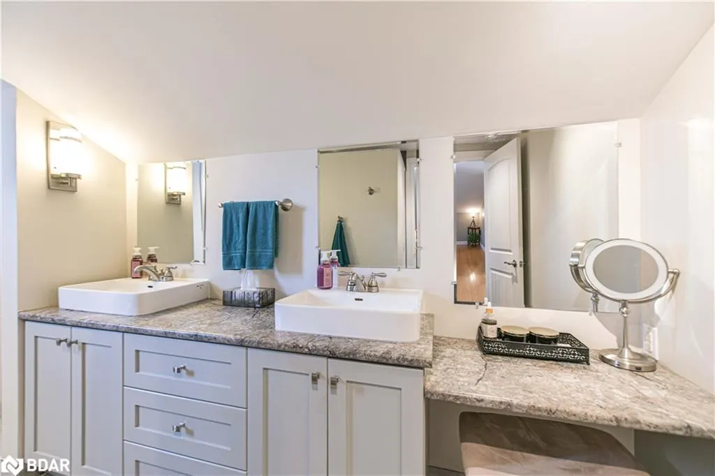 8222 County Rd 169 Road