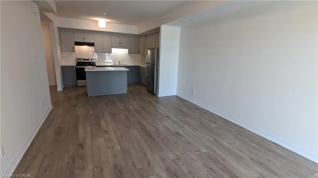 261 Woodbine Avenue, #80