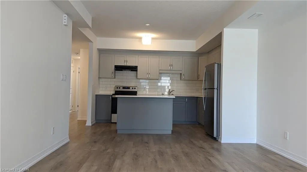 261 Woodbine Avenue, #80