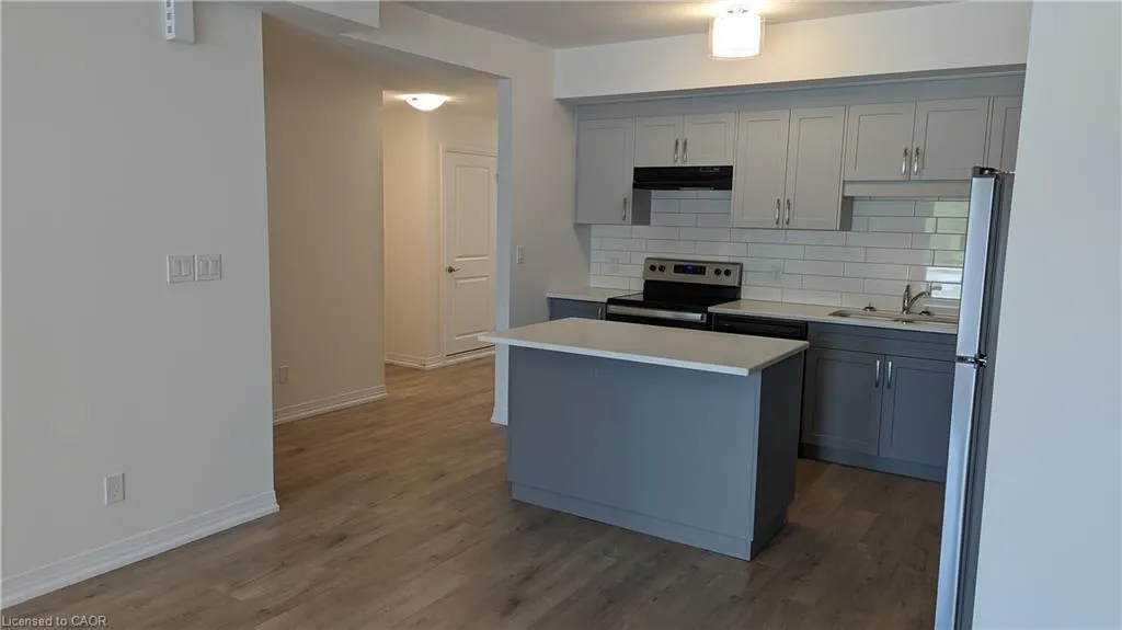 261 Woodbine Avenue, #80