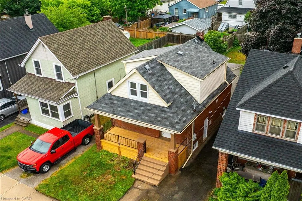 20 Crosthwaite Avenue N