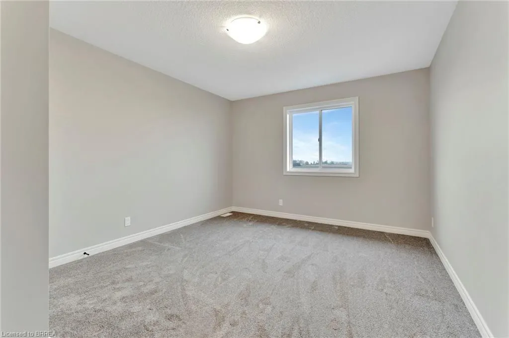 247 Lafayette Street E