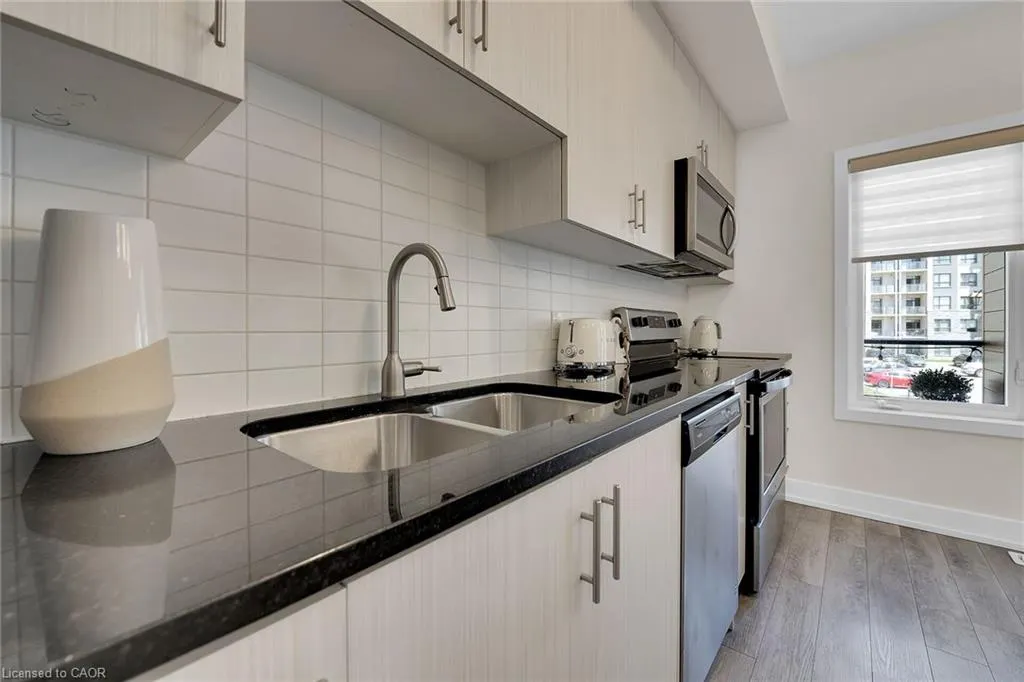 115 Shoreview Place, #9