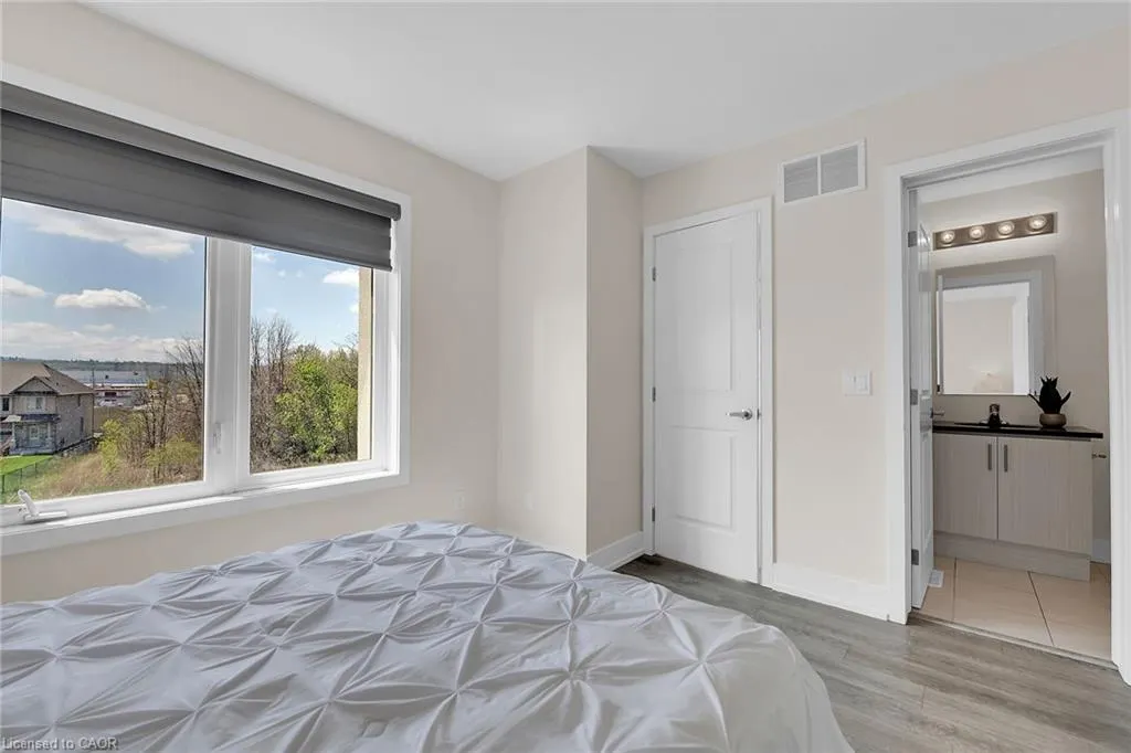 115 Shoreview Place, #9