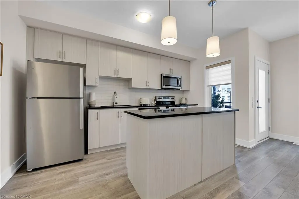 115 Shoreview Place, #9