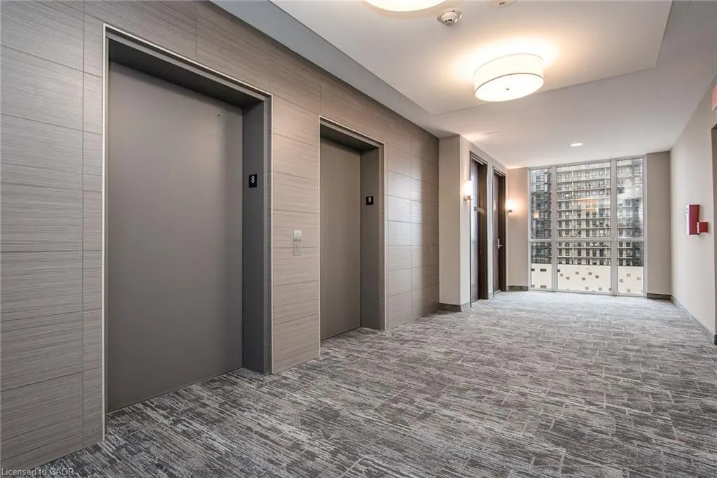 191 King Street S, #807