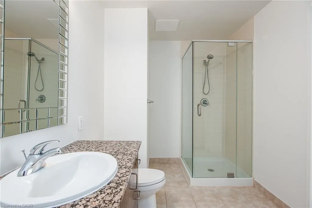 191 King Street S, #807