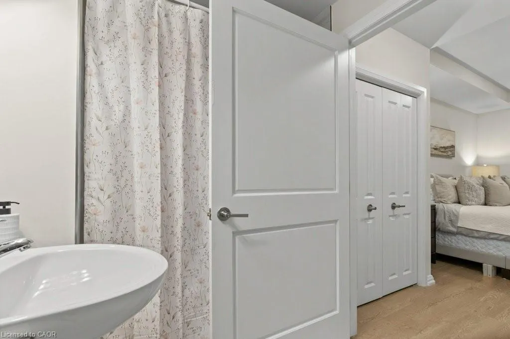 778 Laurelwood Drive, #110