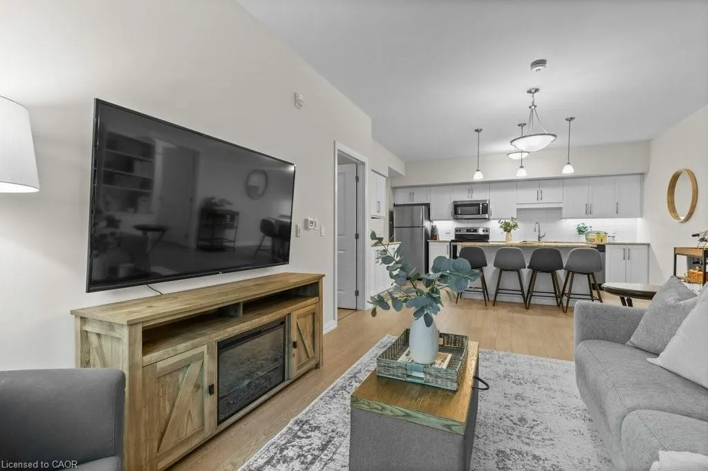 778 Laurelwood Drive, #110