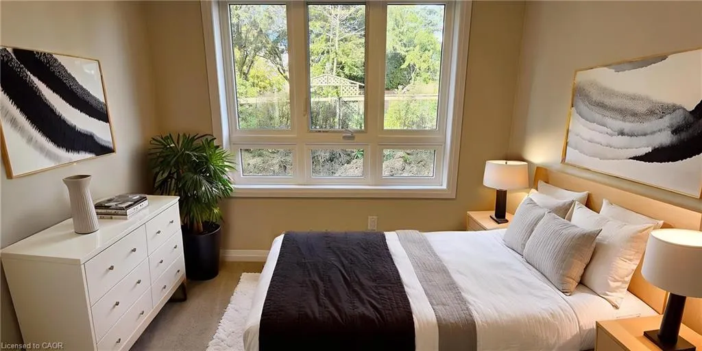 410 Northfield Drive W, #C11