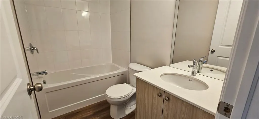 410 Northfield Drive W, #C11