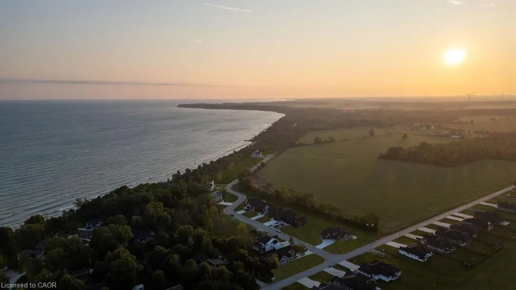 7049 Blue Coast Heights