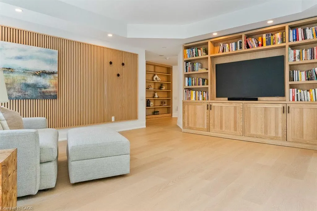 40 Old Mill Road, #103