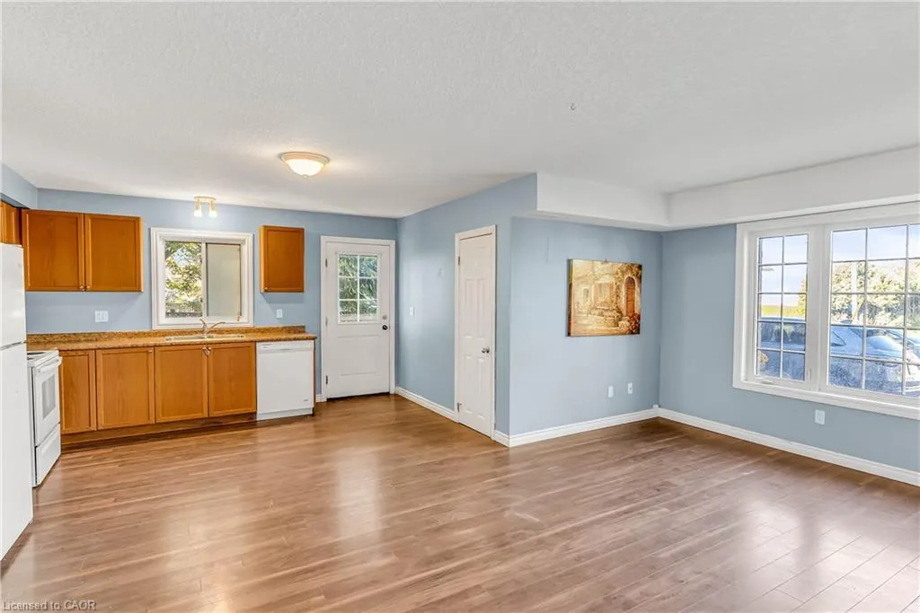 180 Union Street W, #C