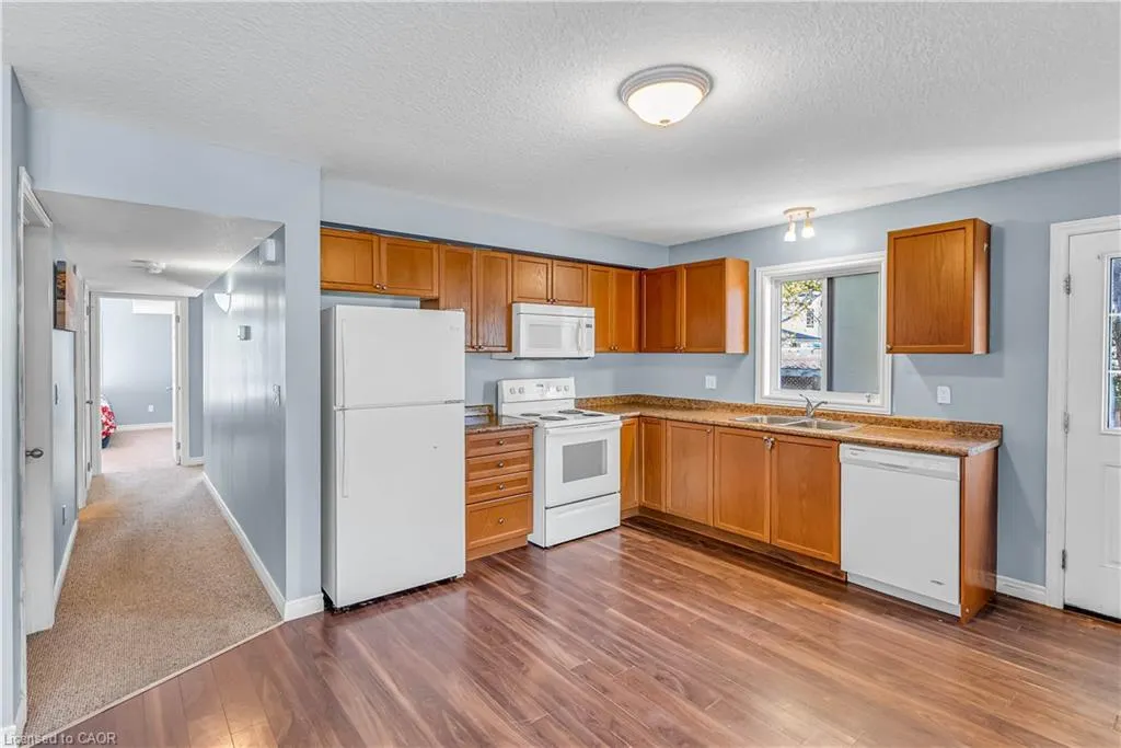 180 Union Street W, #C