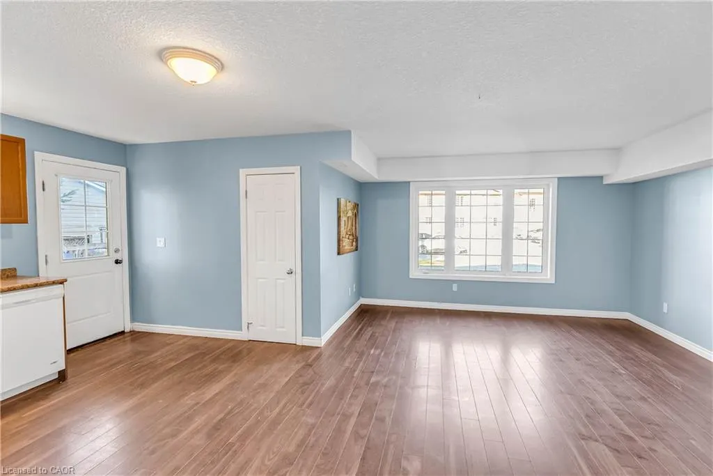 180 Union Street W, #C