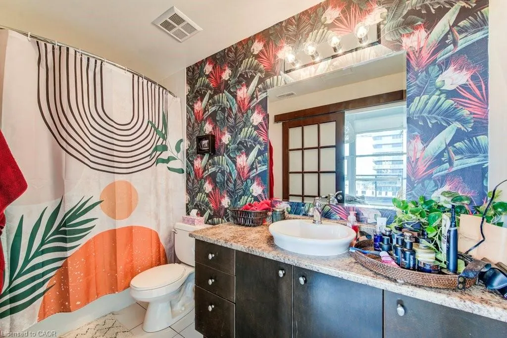 404 King Street W, #608