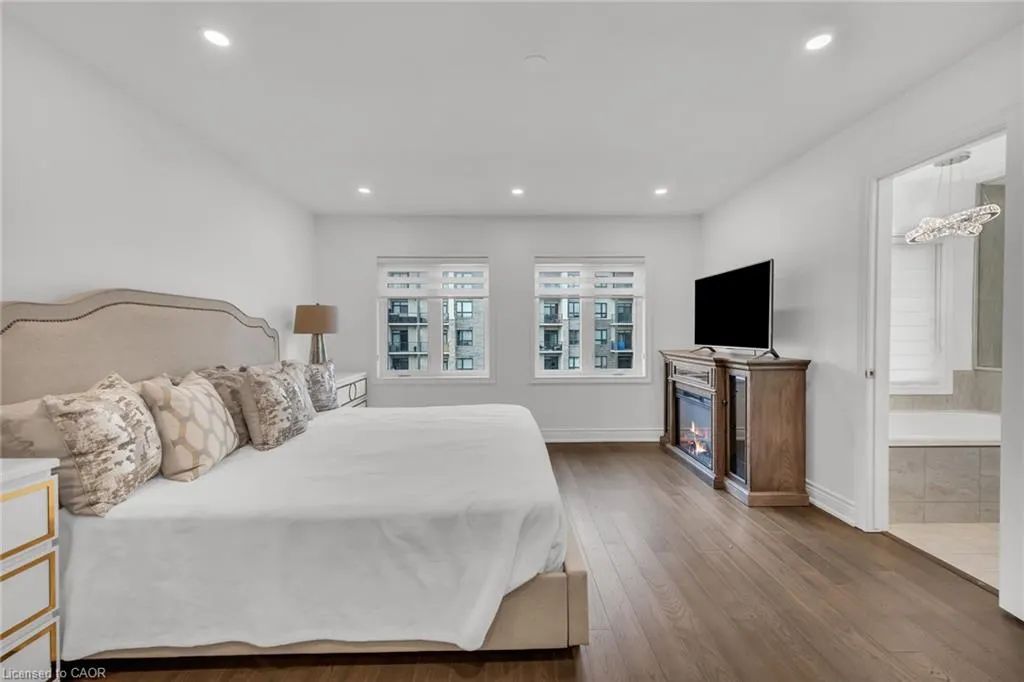 122 Shoreview Place