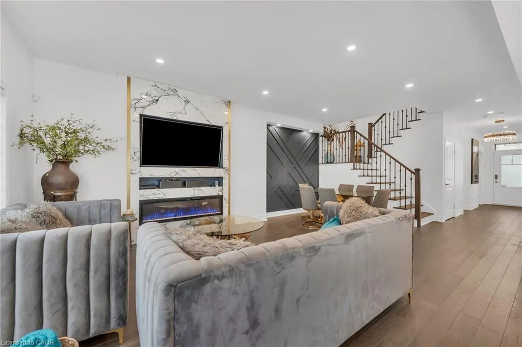 122 Shoreview Place