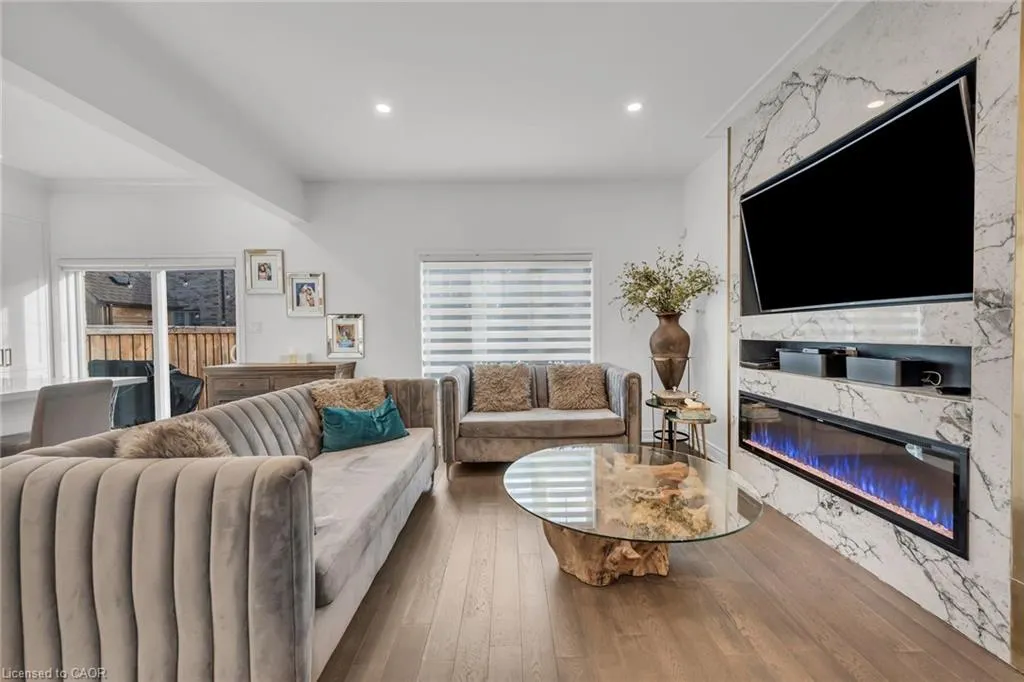 122 Shoreview Place