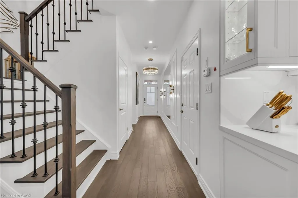 122 Shoreview Place