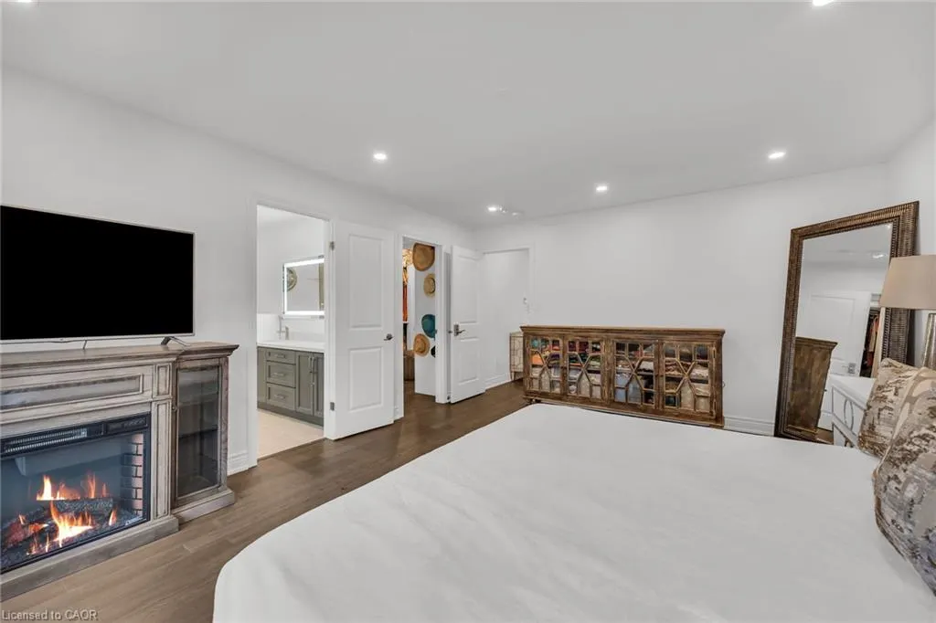122 Shoreview Place