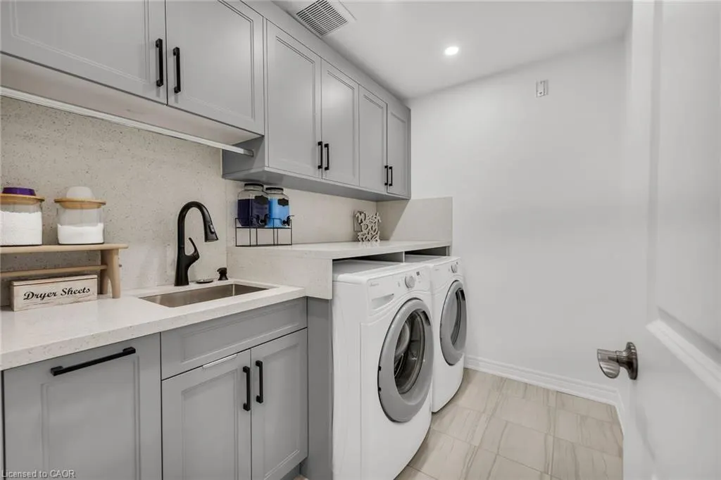122 Shoreview Place
