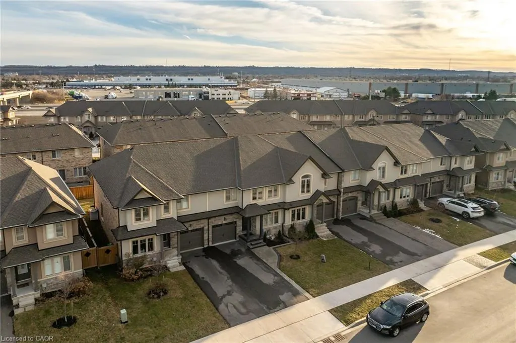 122 Shoreview Place