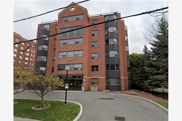 20 Ellen Street E #405