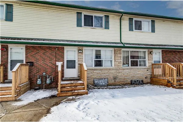 164 Jansen Avenue #15