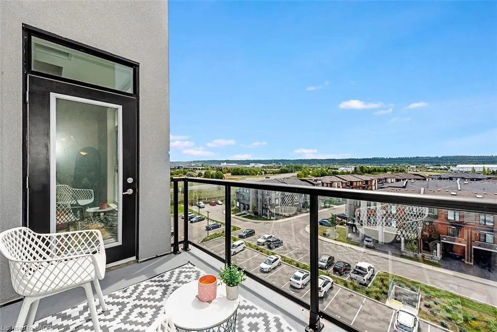 600 North Service Road #606