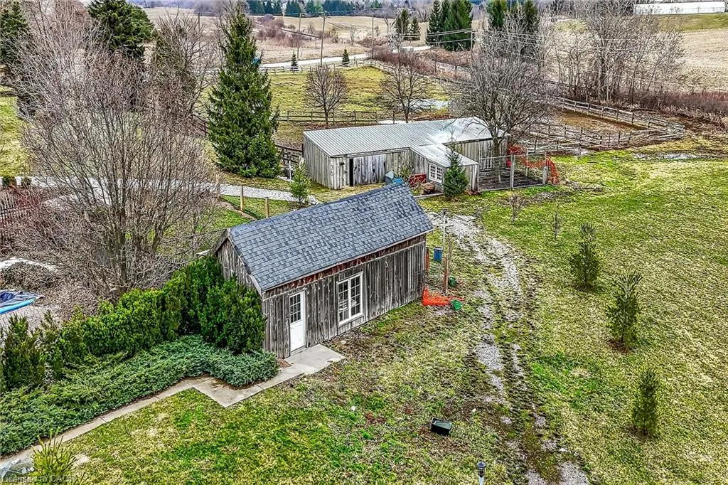 393 Old Onondaga Road E