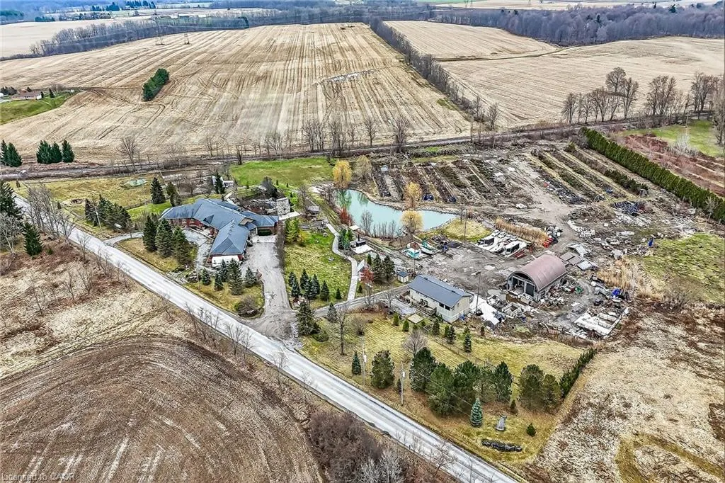 393 Old Onondaga Road E