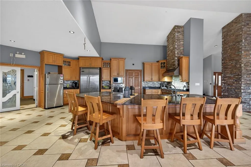 393 Old Onondaga Road E